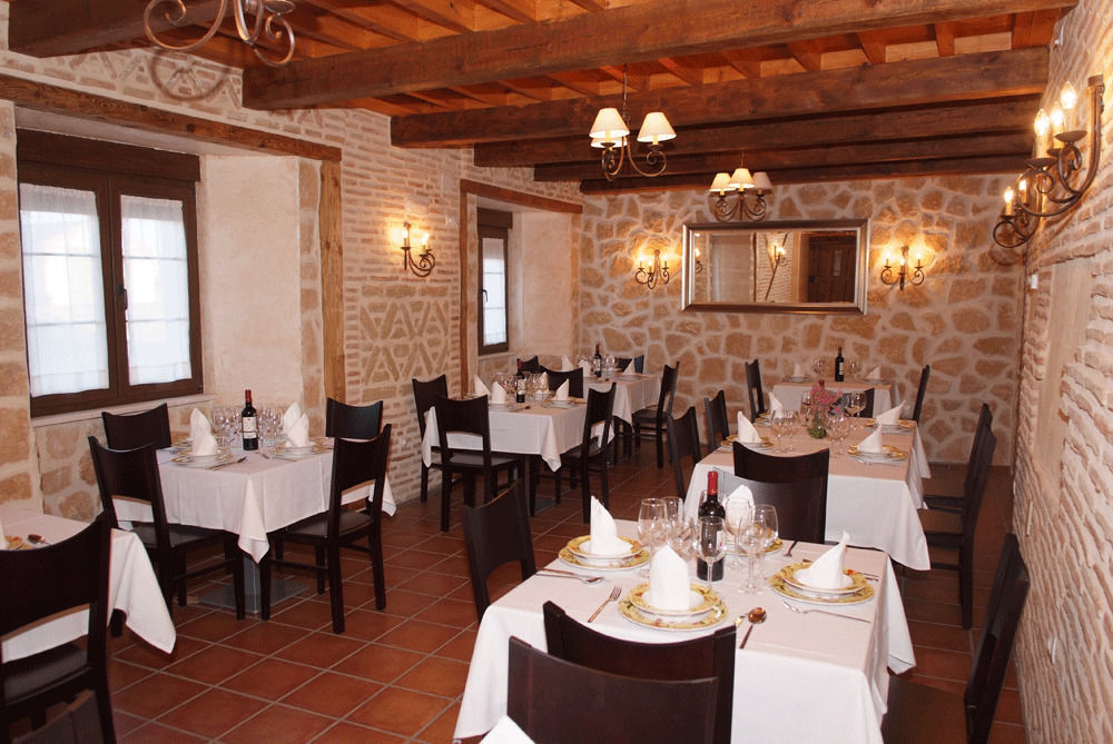 Hotel La Casona De Dona Petra Villarmentero de Campos Zewnętrze zdjęcie